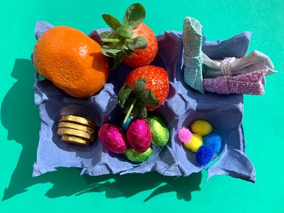 A picture containing table, food, fruit, colorful

Description automatically generated